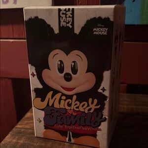 Mickey & Family blind box